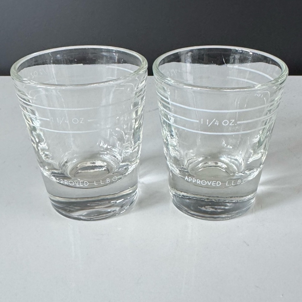 Pair of 1960s Vintage LLBO Approved Dominion Shot Glasses Barware Jigger 1.5 Oz